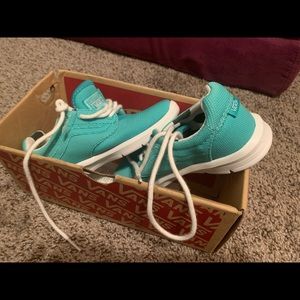 Vans teal sneakers
